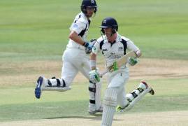 DAY 2 MATCH UPDATES - Middlesex v Surrey