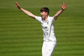 MATCH ACTION | DAY ONE | SURREY V MIDDLESEX