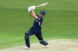 KENT VS MIDDLESEX - MATCH ACTION