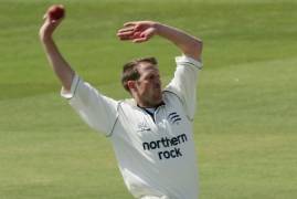 MEMORY LANE – MIDDLESEX’S LARGEST EVER RUNS VICTORY OVER GLOUCESTERSHIRE