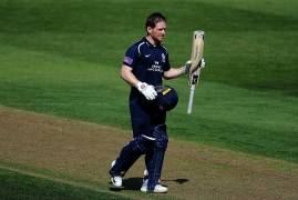 IMAGES OF MIDDLESEX BATTING VS GLOUCESTERSHIRE 