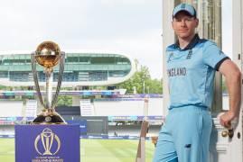 WORLD CUP TROPHY TOUR PROVES A HUGE SUCCESS WITH CRICKET FANS