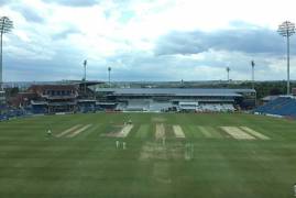 Yorkshire v Middlesex: Day three match updates