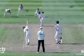 GLOUCESTERSHIRE V MIDDLESEX - DAY TWO MATCH ACTION