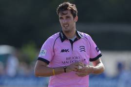 Plunkett replaces Steven Finn in ICC World T20 squad