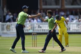 IMAGES OF MIDDLESEX BOWLING VS THE AUSTRALIANS