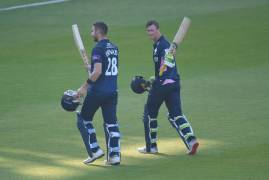 MIDDLESEX VS GLOUCESTERSHIRE - MATCH ACTION