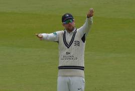 LEICESTERSHIRE v MIDDLESEX - MATCH UPDATES